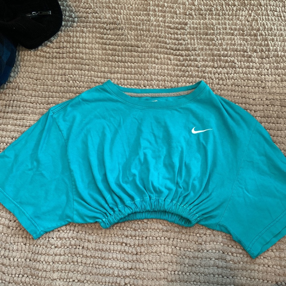 Turquoise vintage Nike cropped top